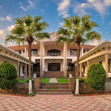 Seclude Tea Estate, Palampur Hotel Exterior photo