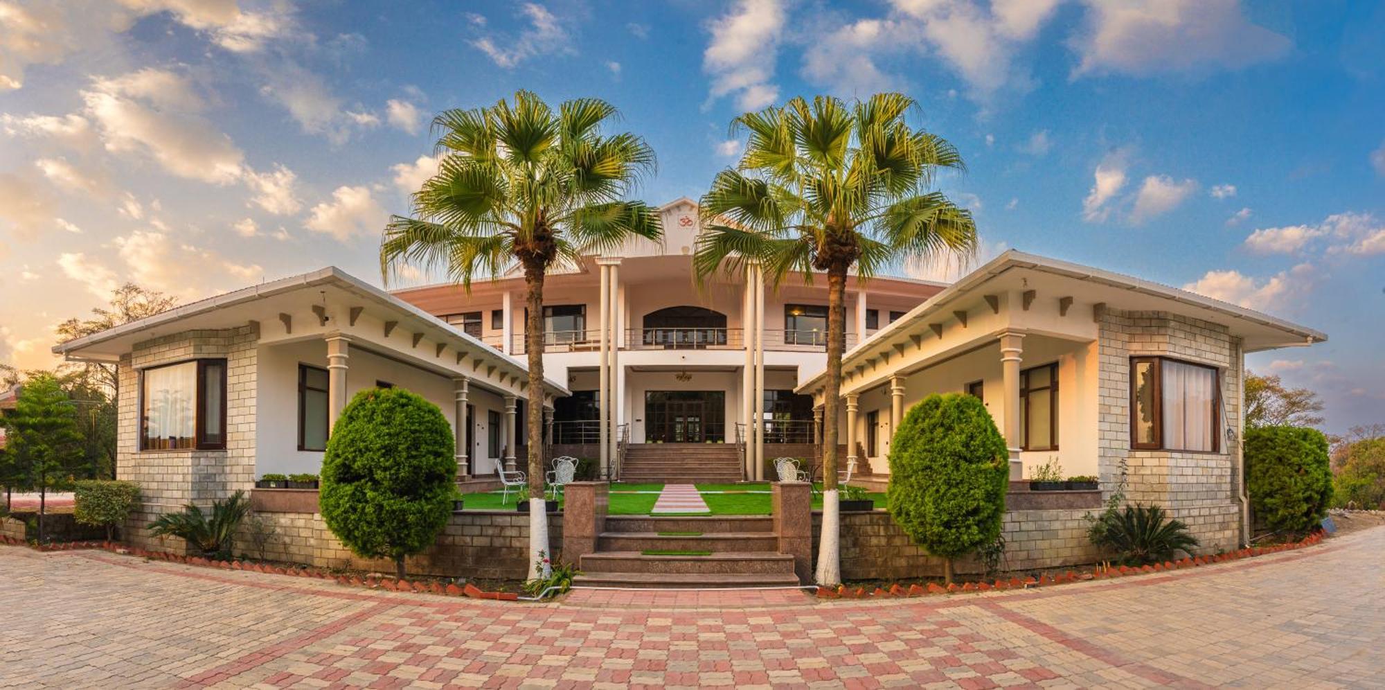 Seclude Tea Estate, Palampur Hotel Exterior photo